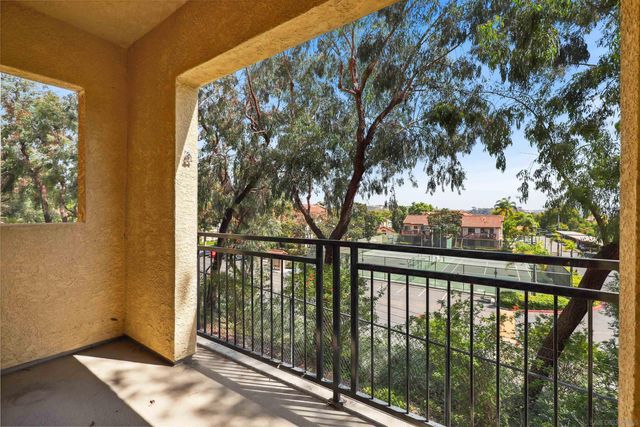 $877,000 | 3835 Elijah Court, Unit 526 | Carmel Valley