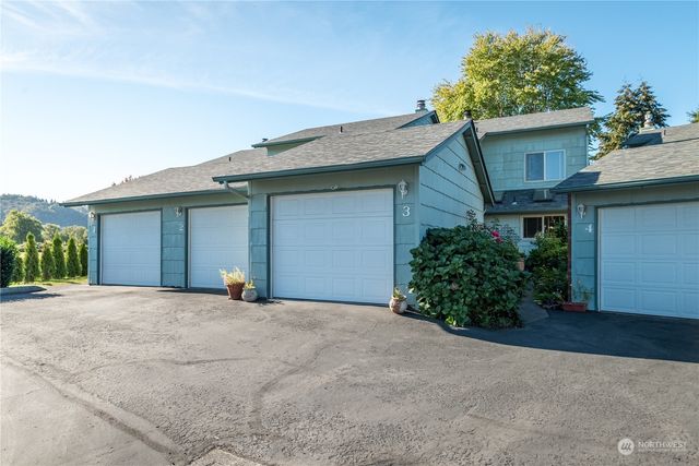 $265,000 | 2353 40th Avenue, Unit 2 | Mint Valley