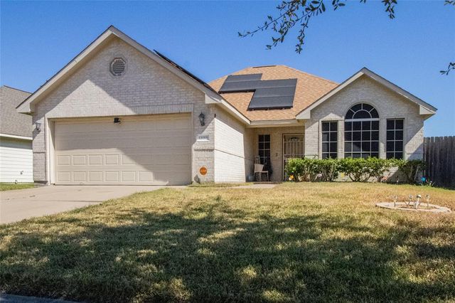 $249,000 | 12015 Rosecroft Drive | South Acres-Crestmont Park