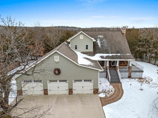 $729,900 | 4750 Kelsi Jean Court | Green Bay Town