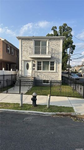 $985,000 | 220-21 137th Avenue | Laurelton