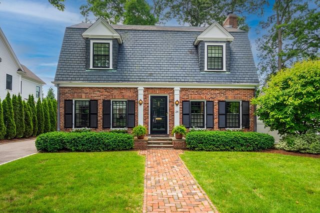 $1,899,000 | 24 Cleveland Road | Birds Hill