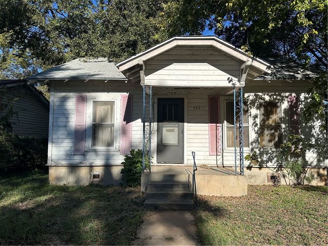 $52,000 | 522 Lenox Street | Carver Park