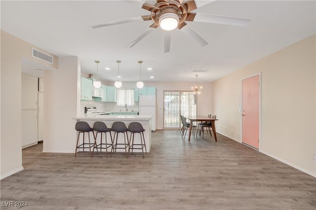 $340,000 | 2212 East Kirk Avenue | Downtown Las Vegas