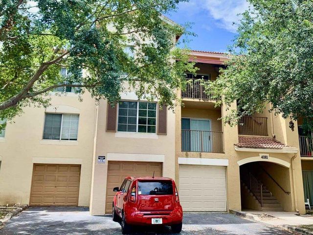 $1,900 | 4081 San Marino Boulevard, Unit 203 | The Villages of Palm Beach Lakes