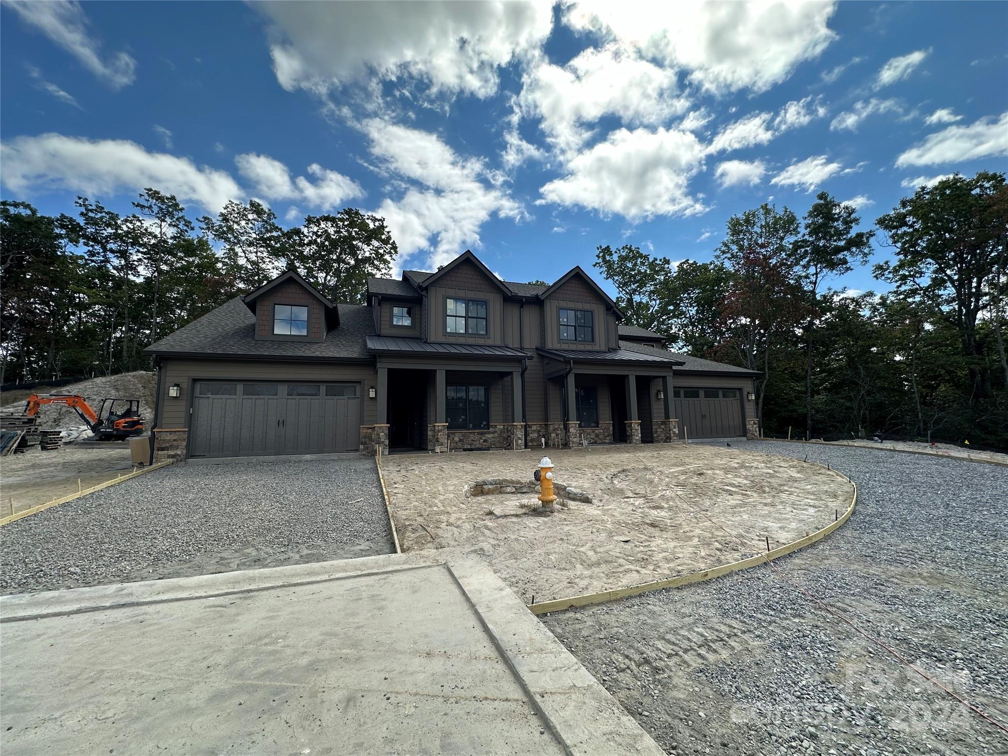 a view of a house with a entertaining space