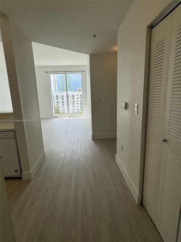 $2,750 | 115 Southwest 11th Street, Unit 903 | Brickell