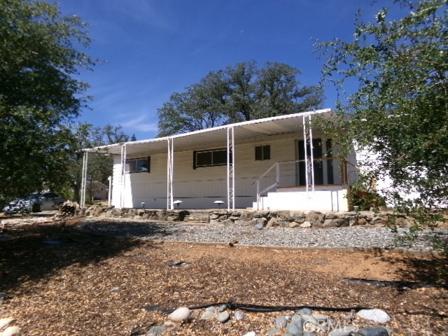 a view of a house with street view