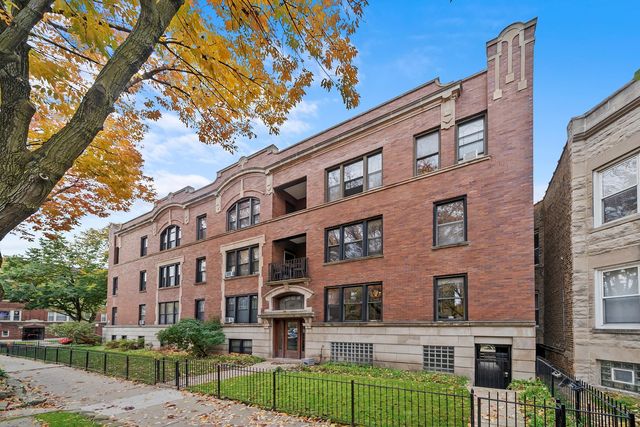 $2,600 | 3710 North Racine Avenue, Unit 1 | Wrigleyville