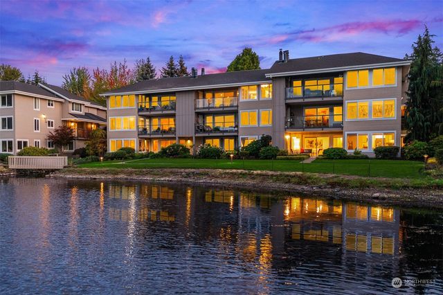 $1,998,000 | 407 101st Avenue Southeast | West Bellevue