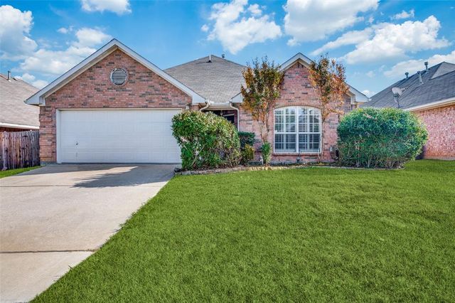 $2,200 | 6213 Reddenson Drive | Fort Worth