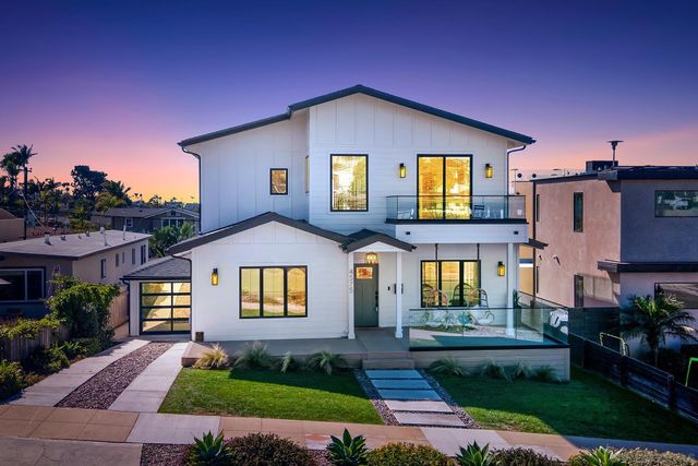 $3,960,000 | 4575 Pescadero Drive | Ocean Beach Highlands