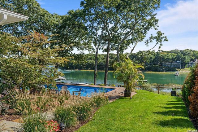 $2,495,000 | 900 Fox Hollow | Mattituck