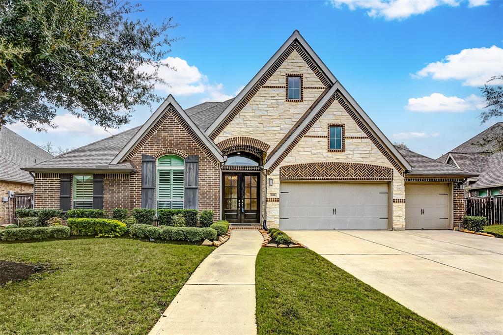 Welcome to this breathtaking Perry Home, nestled in the highly desirable community of Fullbrook on Fulshear Creek. This exceptional 4-bedroom, 3.5-bathroom residence is ideally located on a tranquil cul-de-sac lot, providing ultimate privacy and serenity, with no rear neighbors.