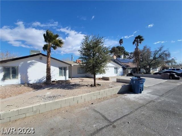 $649,900 | 1710 Shadow Mountain Place | Southwest Las Vegas