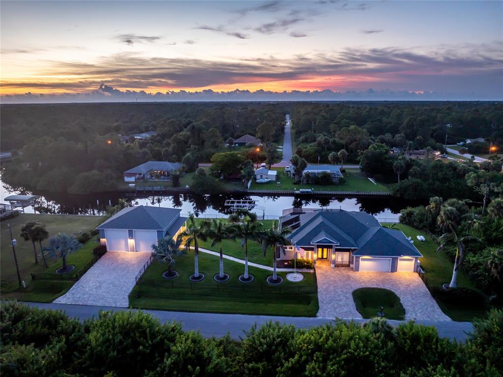 an aerial view of multiple house