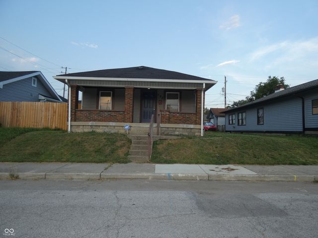 $138,800 | 305 Leeds Avenue | Near Southeast