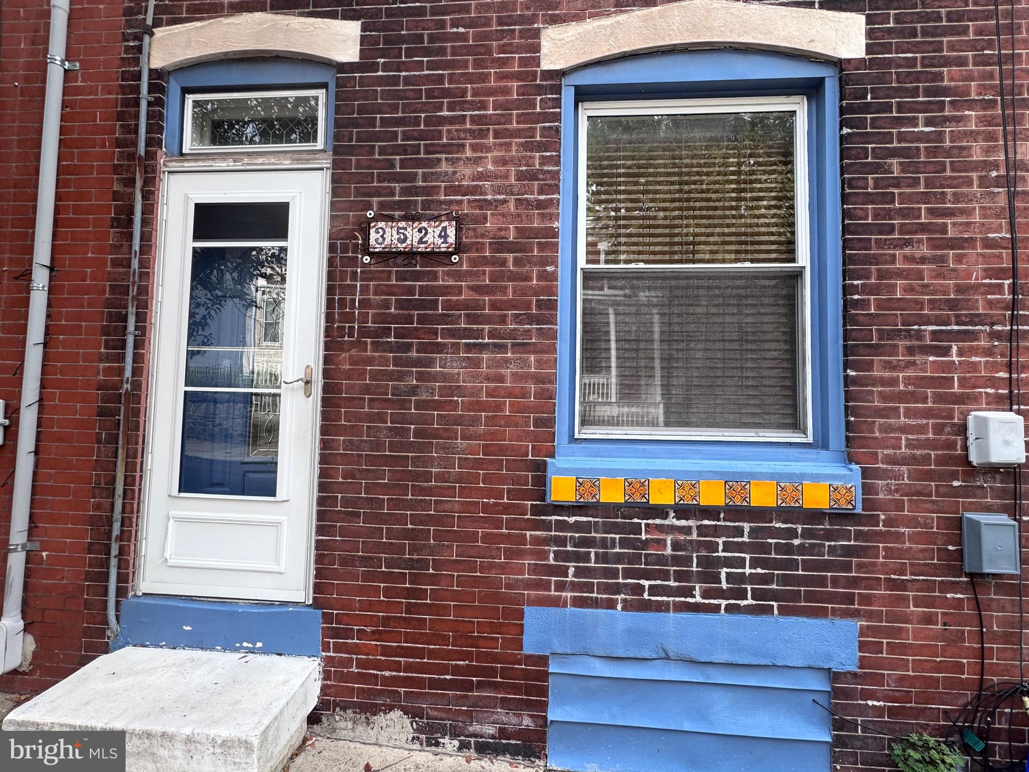 a view of front door of house