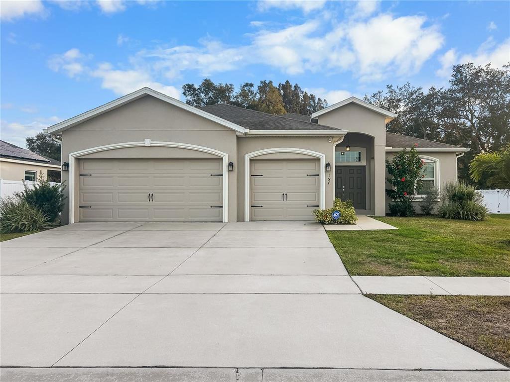 front view of house with a yard