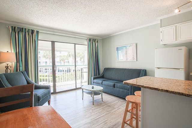 $135,000 | 6102 Seawall Boulevard, Unit 130 | Central City