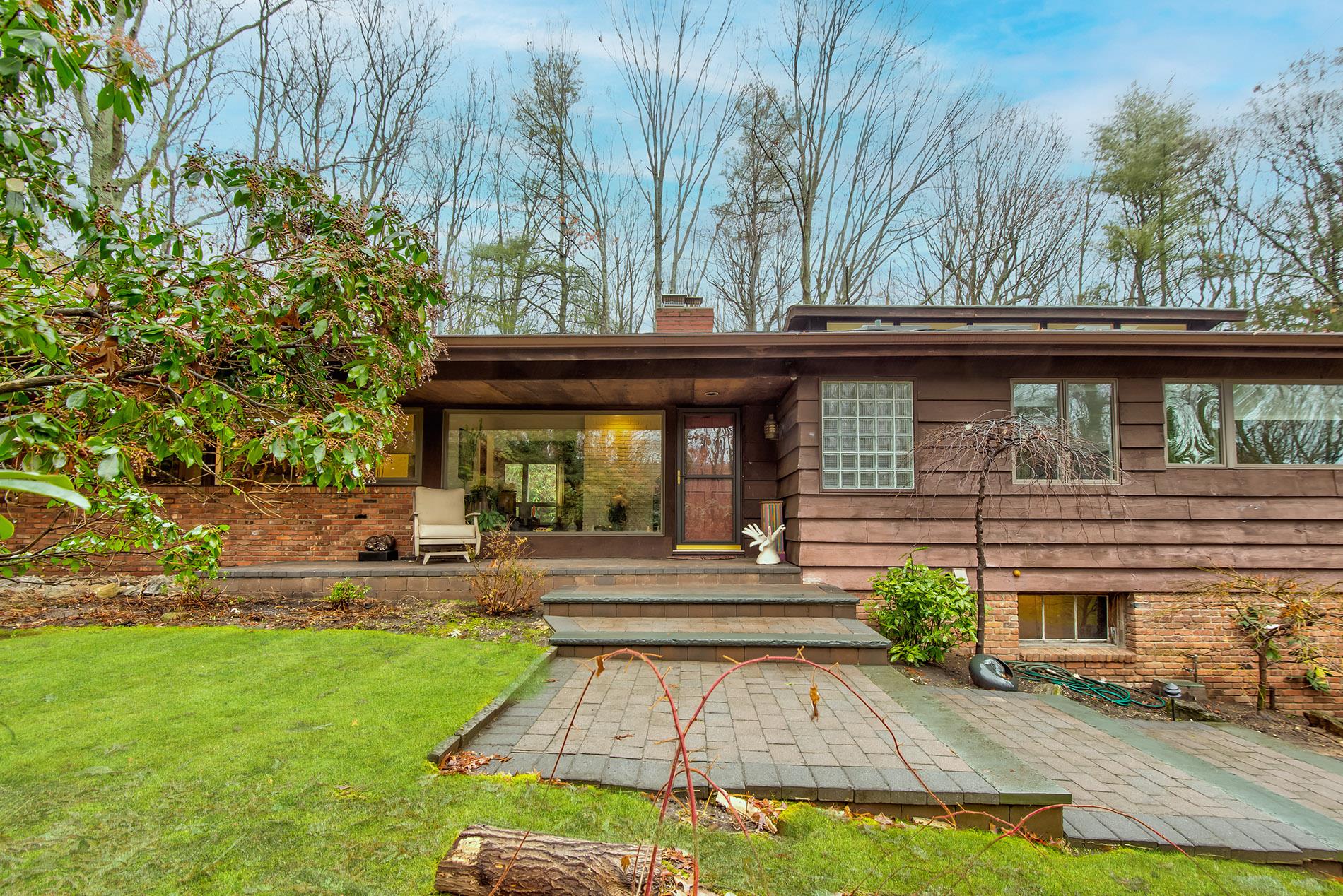 Mid Century Modern Ranch, Rustic Cedar Siding