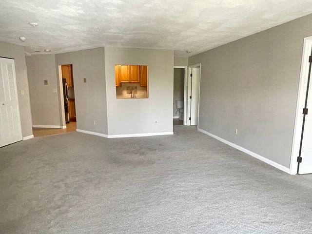 $2,150 | 215 Thomas E. Burgin Parkway, Unit 32 | Quincy Center