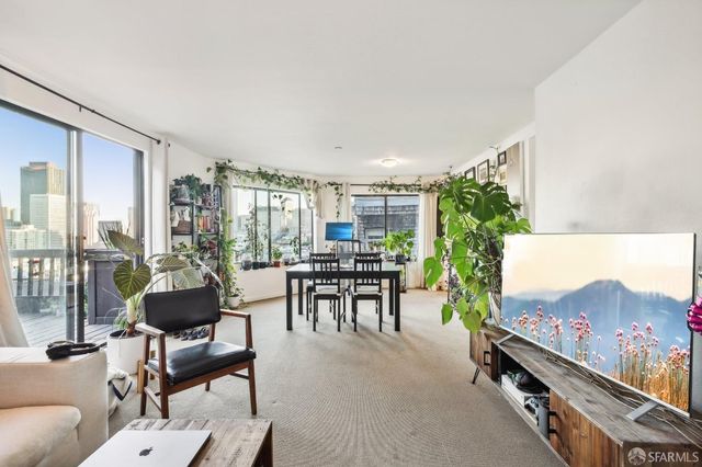 $925,000 | 2 Fallon Place, Unit 57 | Russian Hill