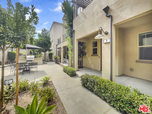 $836,000 | 8 Adelfa Street | Sendero