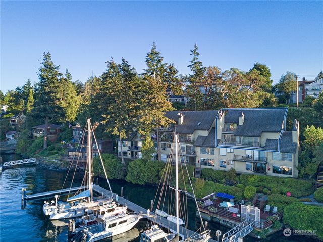 $1,050,000 | 241 Warbass Way, Unit A303 | Friday Harbor