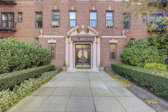 $159,888 | 78-14 Austin Street, Unit 1C | Forest Hills