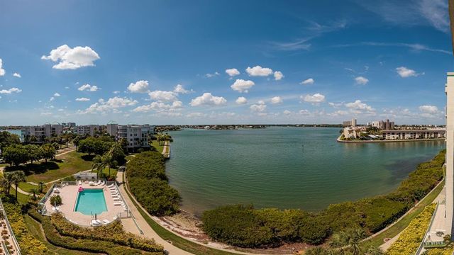 $559,000 | 7979 Sailboat Key Boulevard South, Unit 506 | HarbourSide