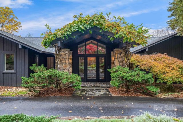 $3,400,000 | 7 Parkview Drive | Haw Creek