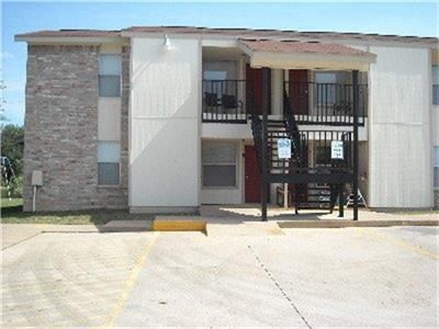 $590 | 507 Mesquite Street | Menard