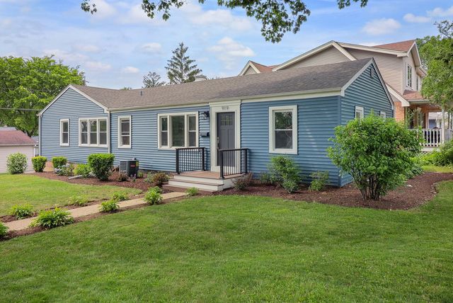 $449,900 | 919 East Forest Avenue | Wheaton