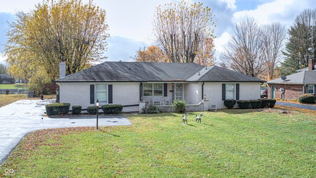 $300,000 | 8605 West Mooresville Road | Camby