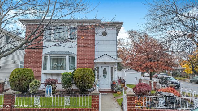 $1,248,888 | 86 Galloway Avenue | Westerleigh