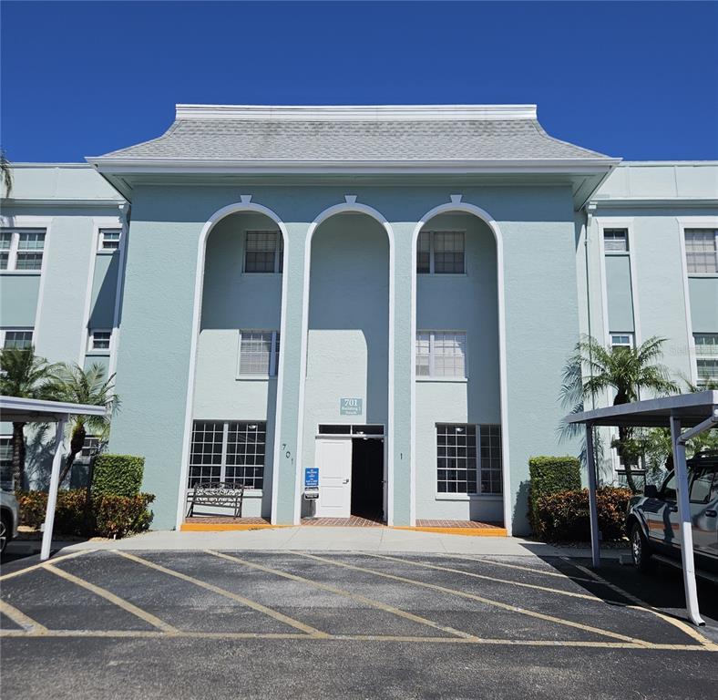 a view of a building entrance