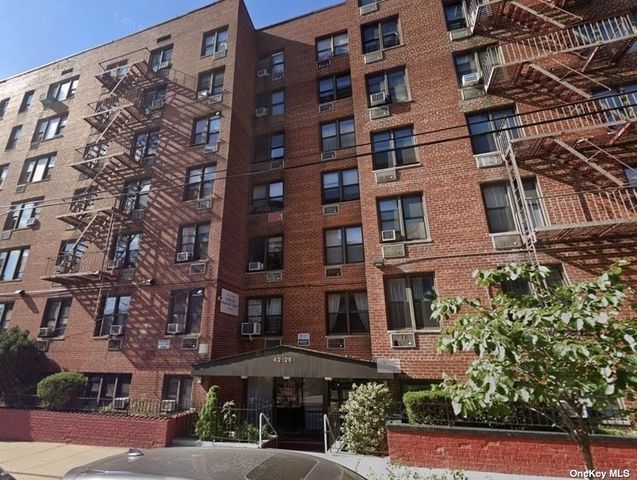 $2,550 | 42-26 81st Street, Unit 5H | Elmhurst