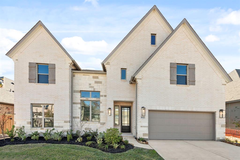 MOVE IN READY!! Westin Homes NEW Construction (Carter IX, Elevation M) Two story. 5 bedrooms, 4.5 baths.