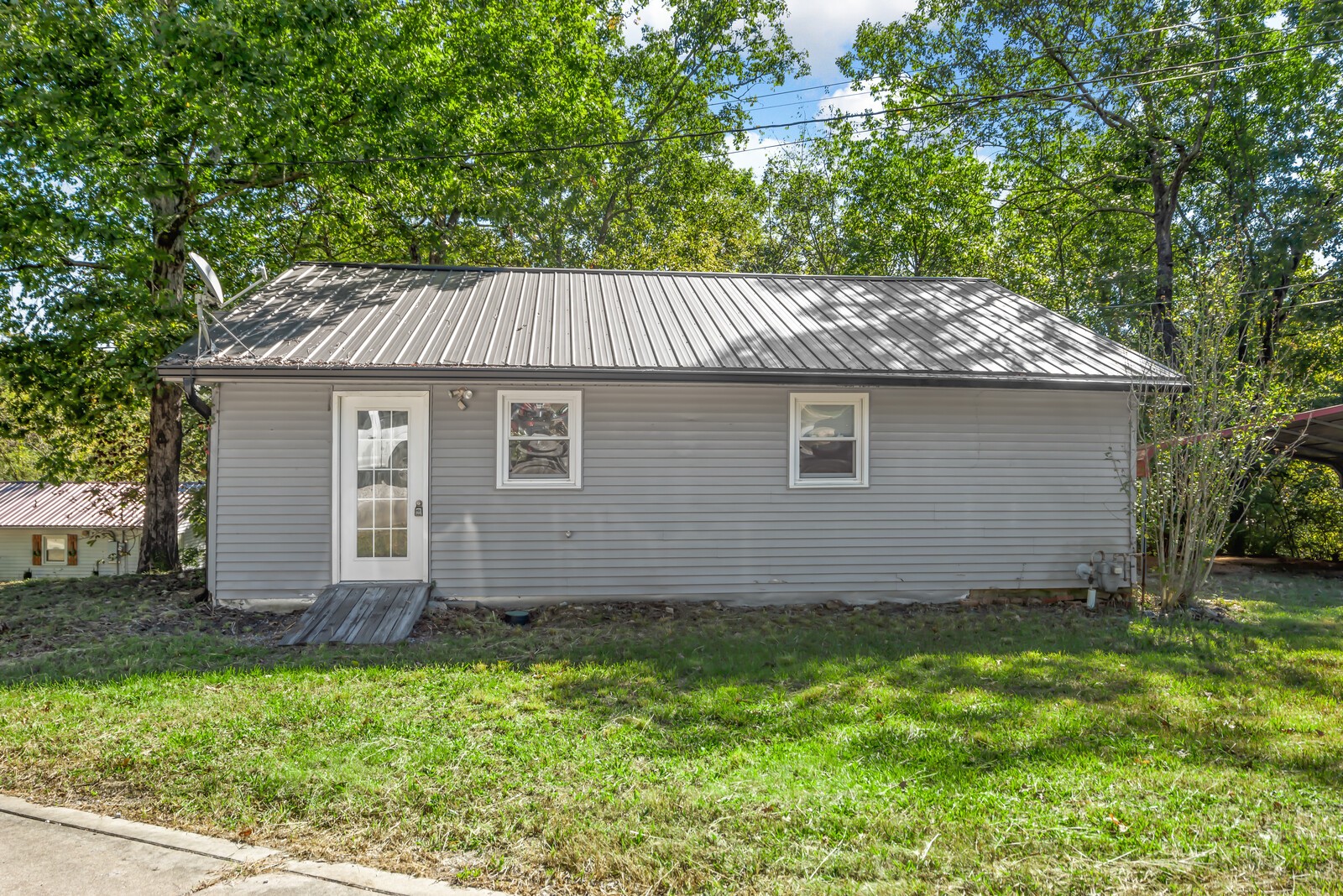 front view of house with a yard