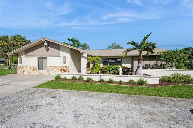 $985,000 | 27401 Matheson Avenue | Bonita Springs