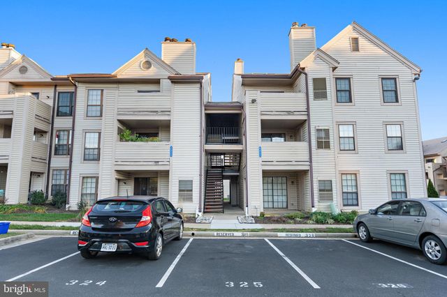 $385,000 | 6955 Mary Caroline Circle, Unit 6955K | Franconia