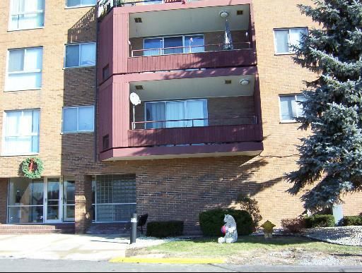 $60,000 | 200 Park Avenue, Unit 226 | Calumet City