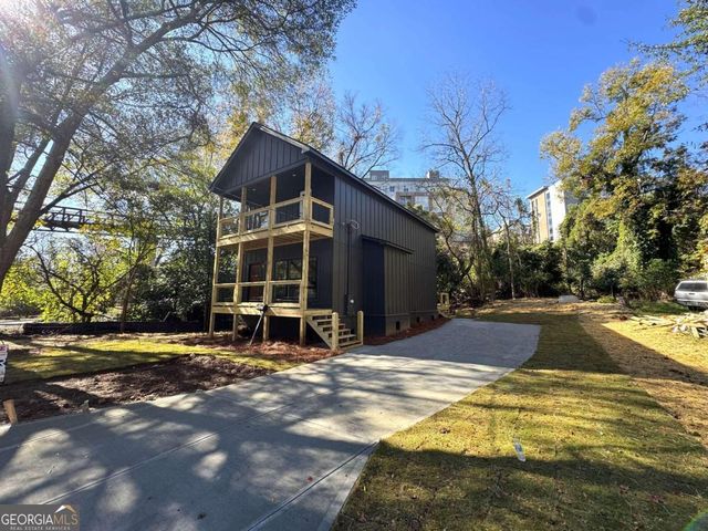 $999,000 | 186 Wilkerson Street | River District