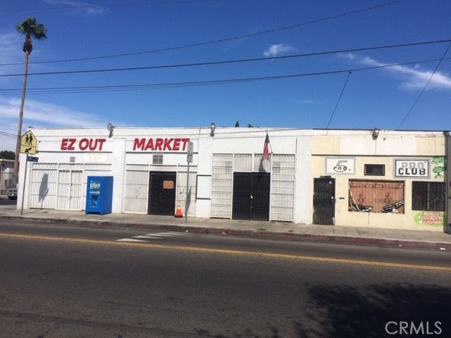 $995 | 11200 Compton Avenue | Watts