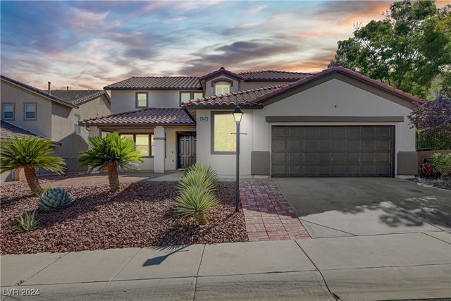 $740,000 | 10413 Fuji Court | Lone Mountain Heights