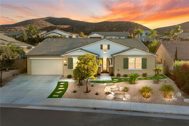 $899,999 | 24355 Trailblazer Lane | Audie Murphy Ranch