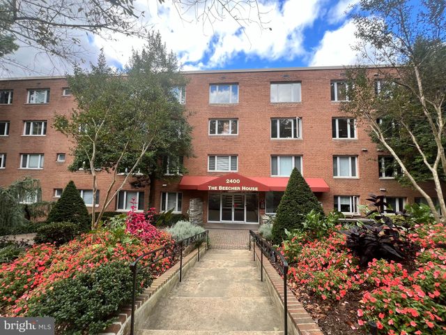 $1,800 | 2400 41st Street Northwest, Unit 103 | Glover Park