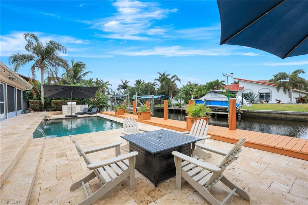 Welcome to your outdoor oasis! The perfect space for you to enjoy all that Southwest Florida has to offer!