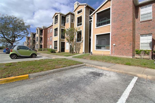 $1,600 | 5501 Rosebriar Way, Unit B105 | Regency Gardens Condominium